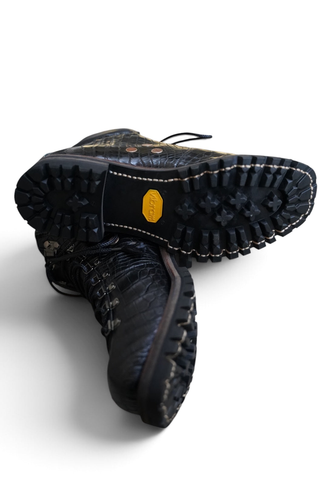 MOUNTAIN BOOTS / CROCODILE / SIZE 43