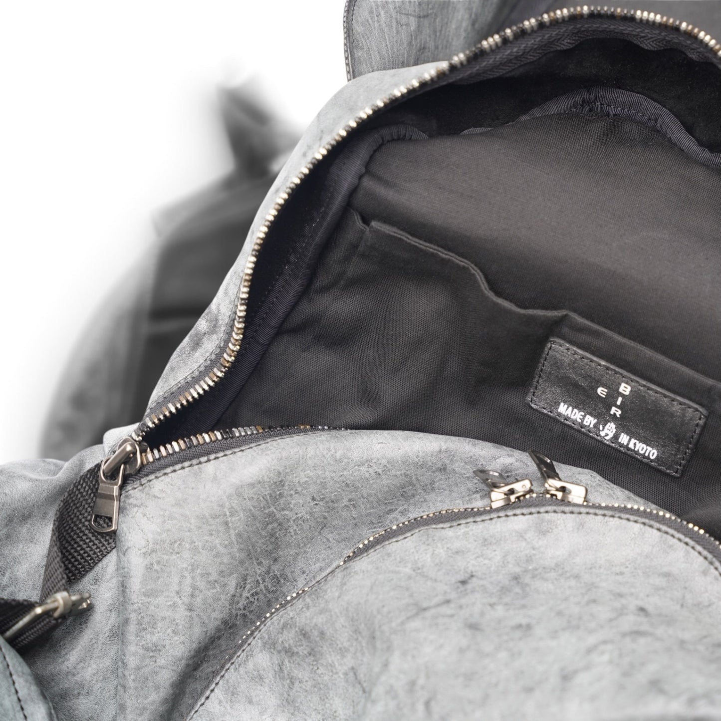 Addiction RuckSack - White Wax Horse -