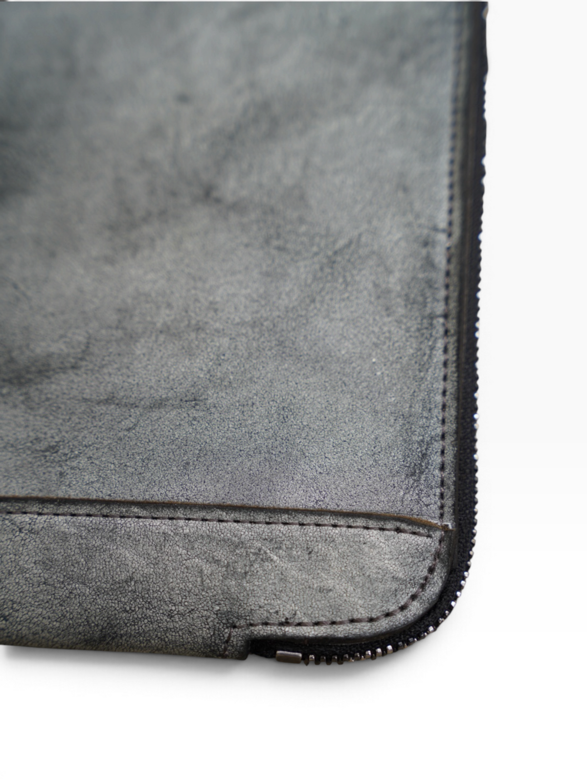 ZIP PORTFOLIO / SHRUNKEN HORSEBUTT / WHITE WAX