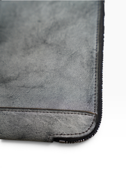 ZIP PORTFOLIO / SHRUNKEN HORSEBUTT / WHITE WAX