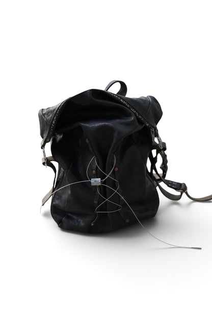 METAL WIRE RUCKSACK / OIL HORSE / BLACK