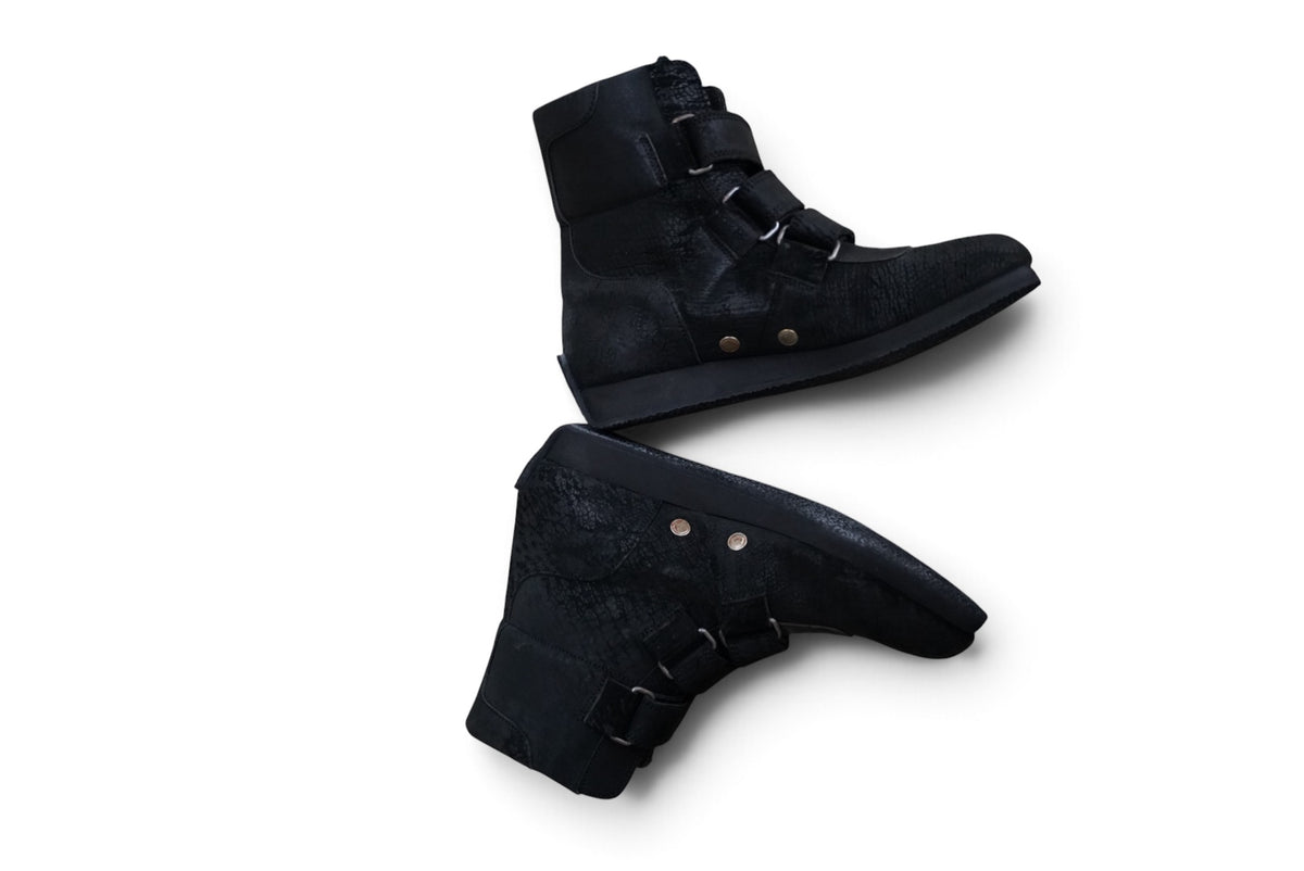 GERMAN SNEAKER / MATT HORSEBUTT / 42 /