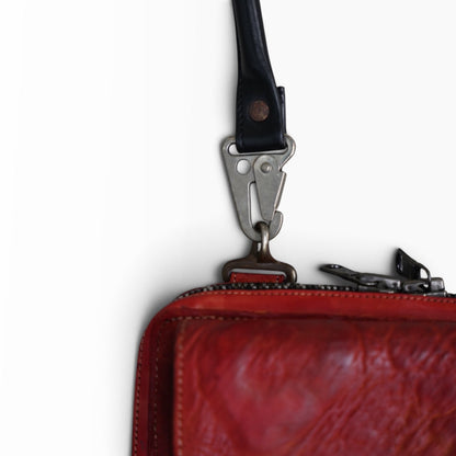 Wallet bag / WAXED HORSE BUTT / RED