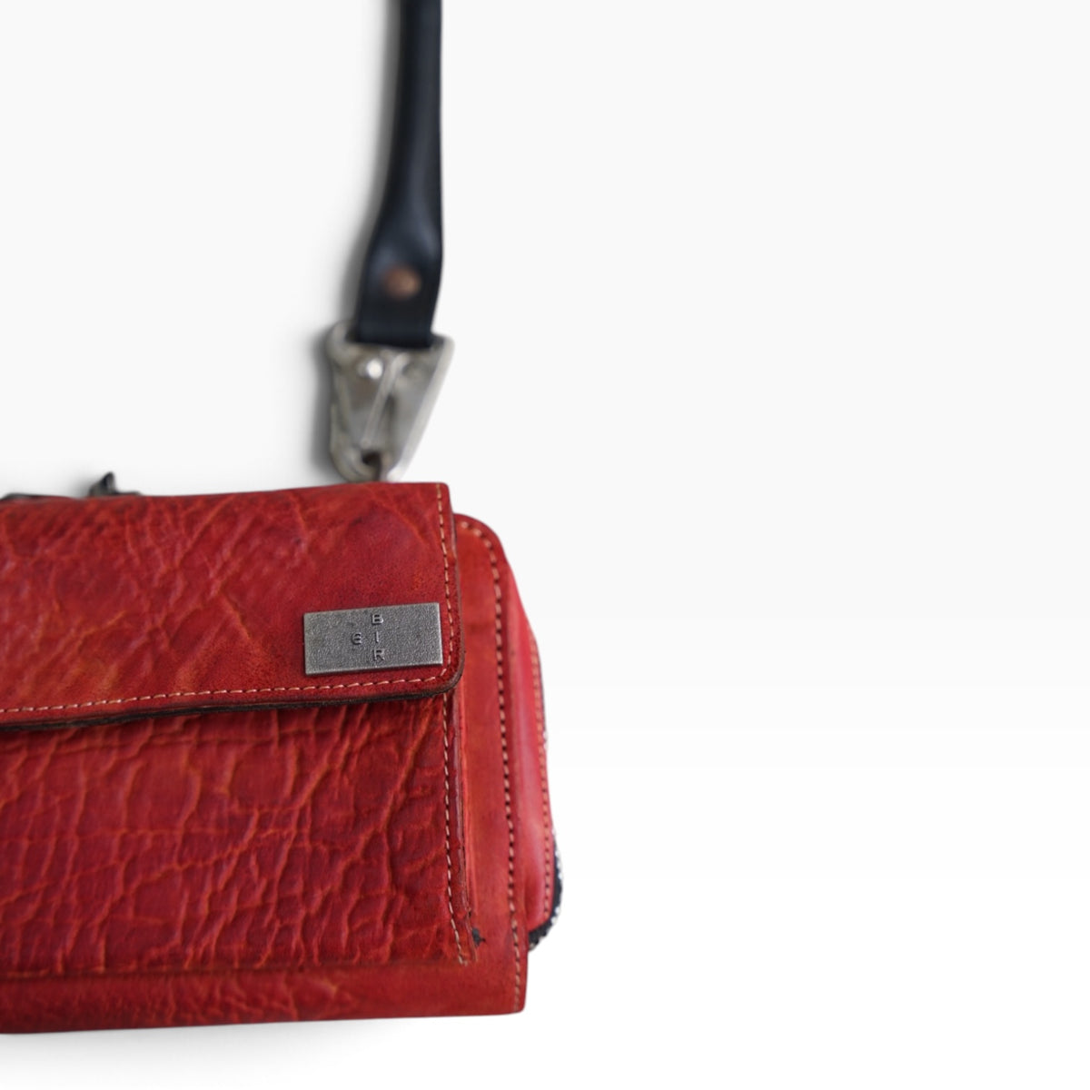 Wallet bag / WAXED HORSE BUTT / RED