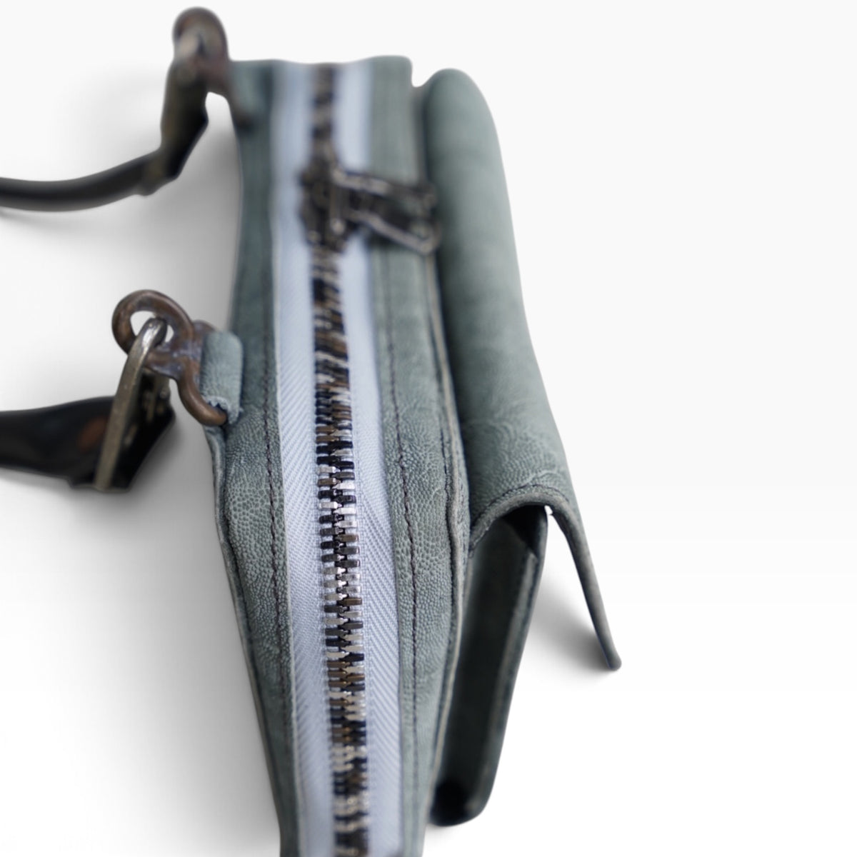 Wallet bag / ELEPHANT GRAY /