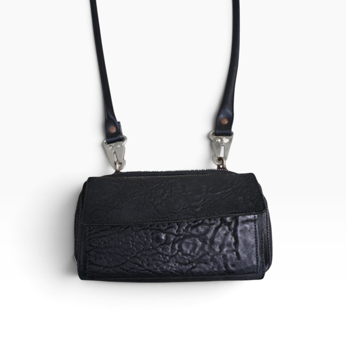 Wallet bag / WAXED HORSE BUTT / black