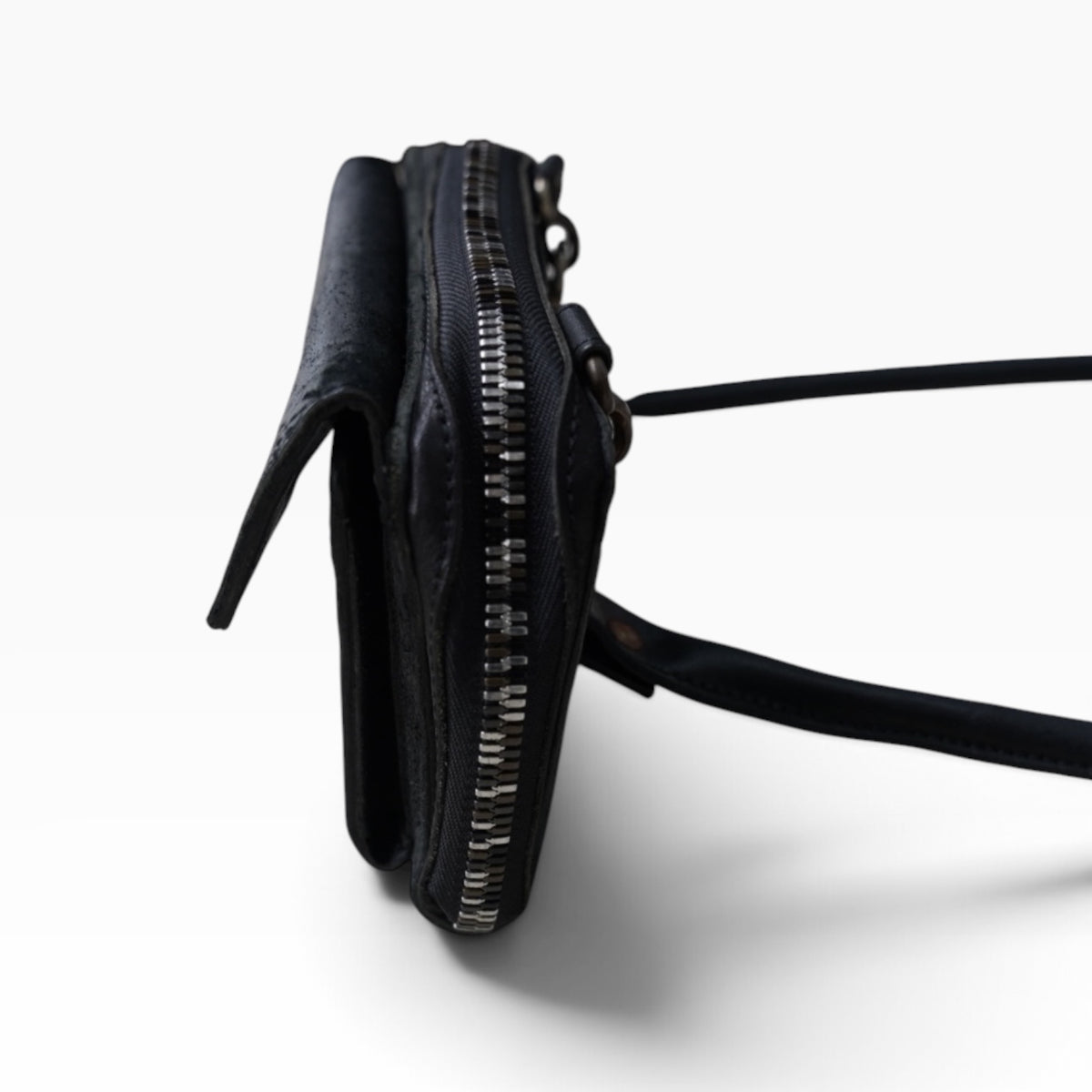 Wallet bag / WAXED HORSE BUTT / black