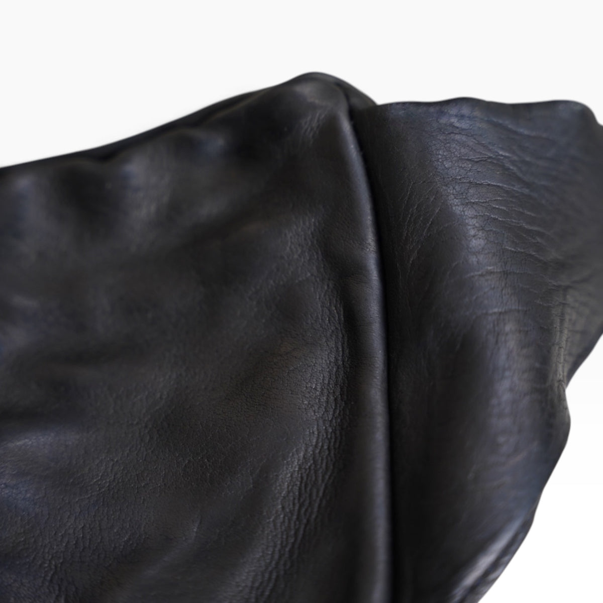 WB1 / SHINY HORSE / OBJECT DYED / BLACK